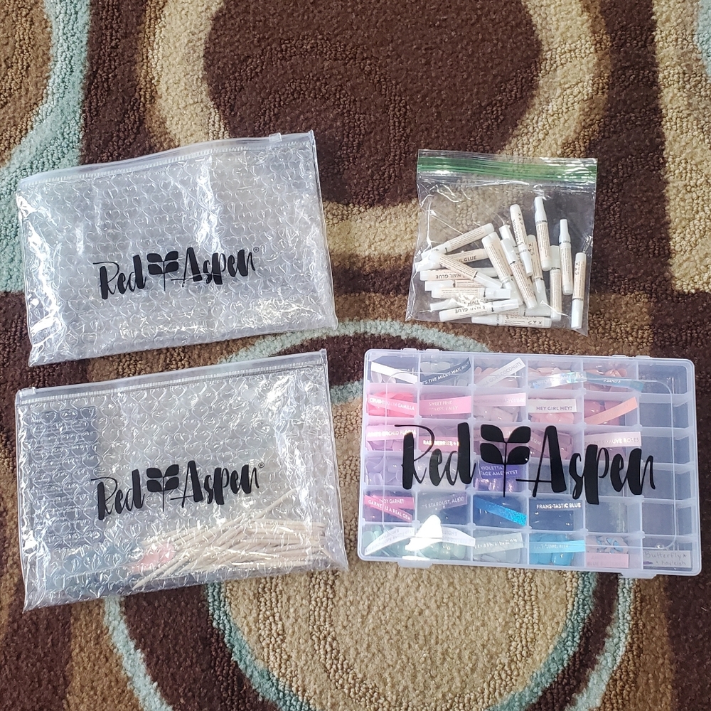 Multiple sets of NEW & UNUSED Red Aspen Nail Dashes 😍 - Picture 2 of 11